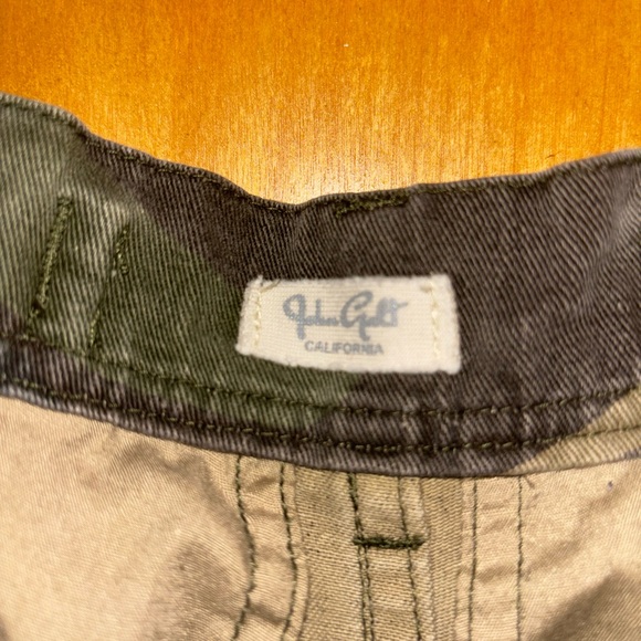 BRANDY MELVILLE CAMO PANT - Picture 4 of 7